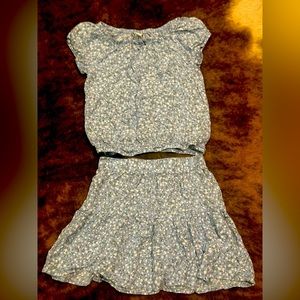 Set skirt/shirt - Size 12/14 Girl